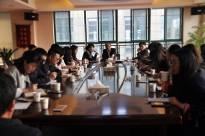 九体育·官方站官网集团召开2017年度年轻人才培养专题座谈会