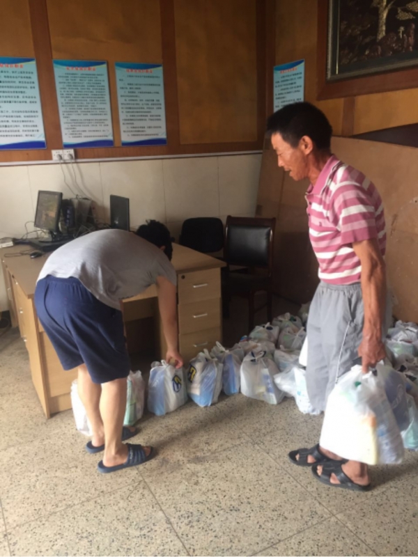 三伏高温送清凉  致敬一线九体育·官方站官网人